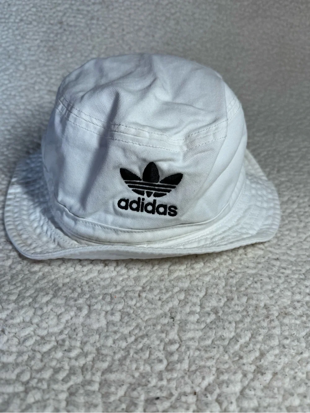 adidas White Bucket Hat with Black Trefoil Logo